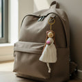 Makramee Puppen Anhänger für Rucksack mit rosa Rose, handarbeit Geschenk